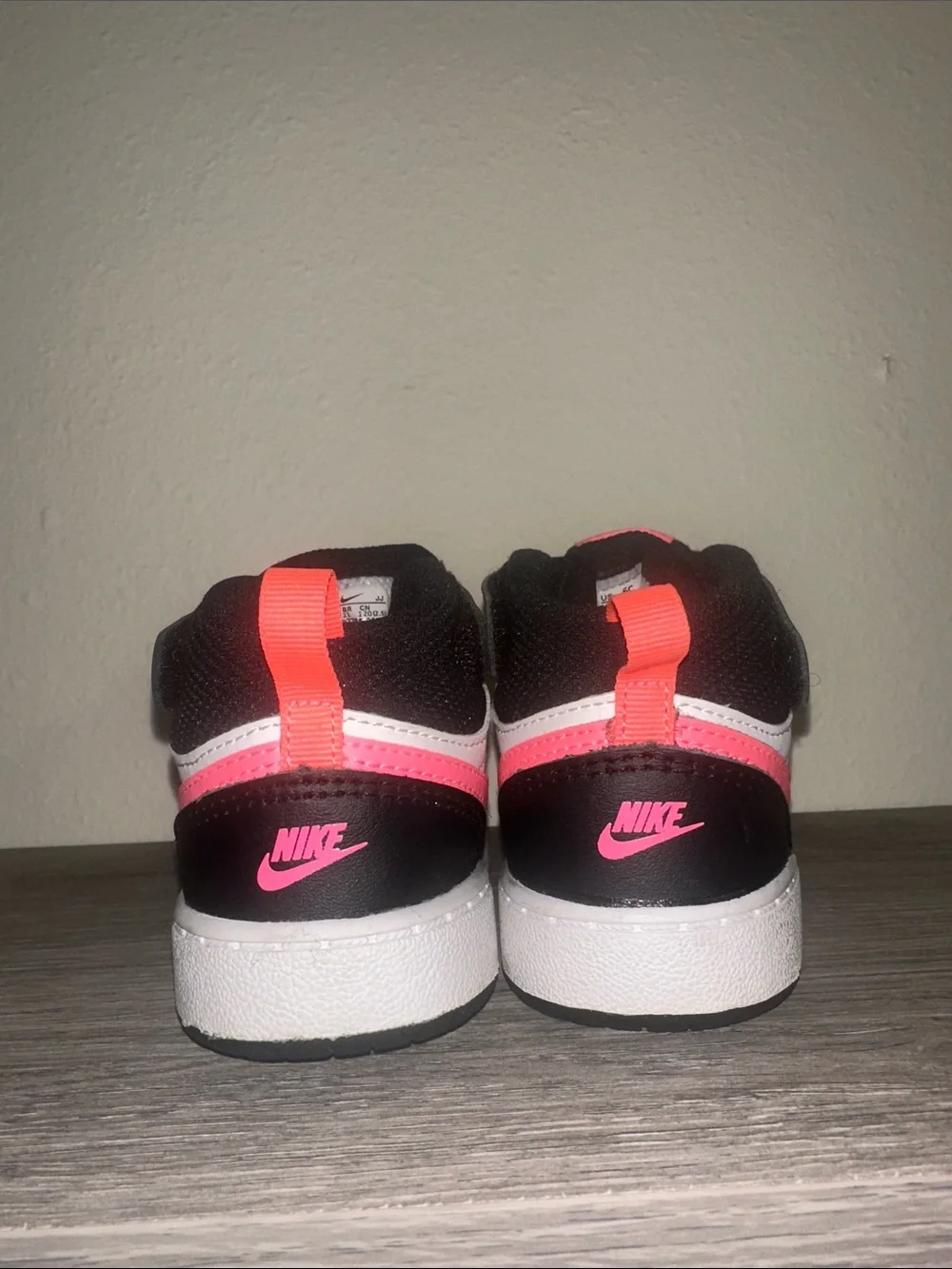 Nike Court Borough Mid 2 Black White Pink size 6c